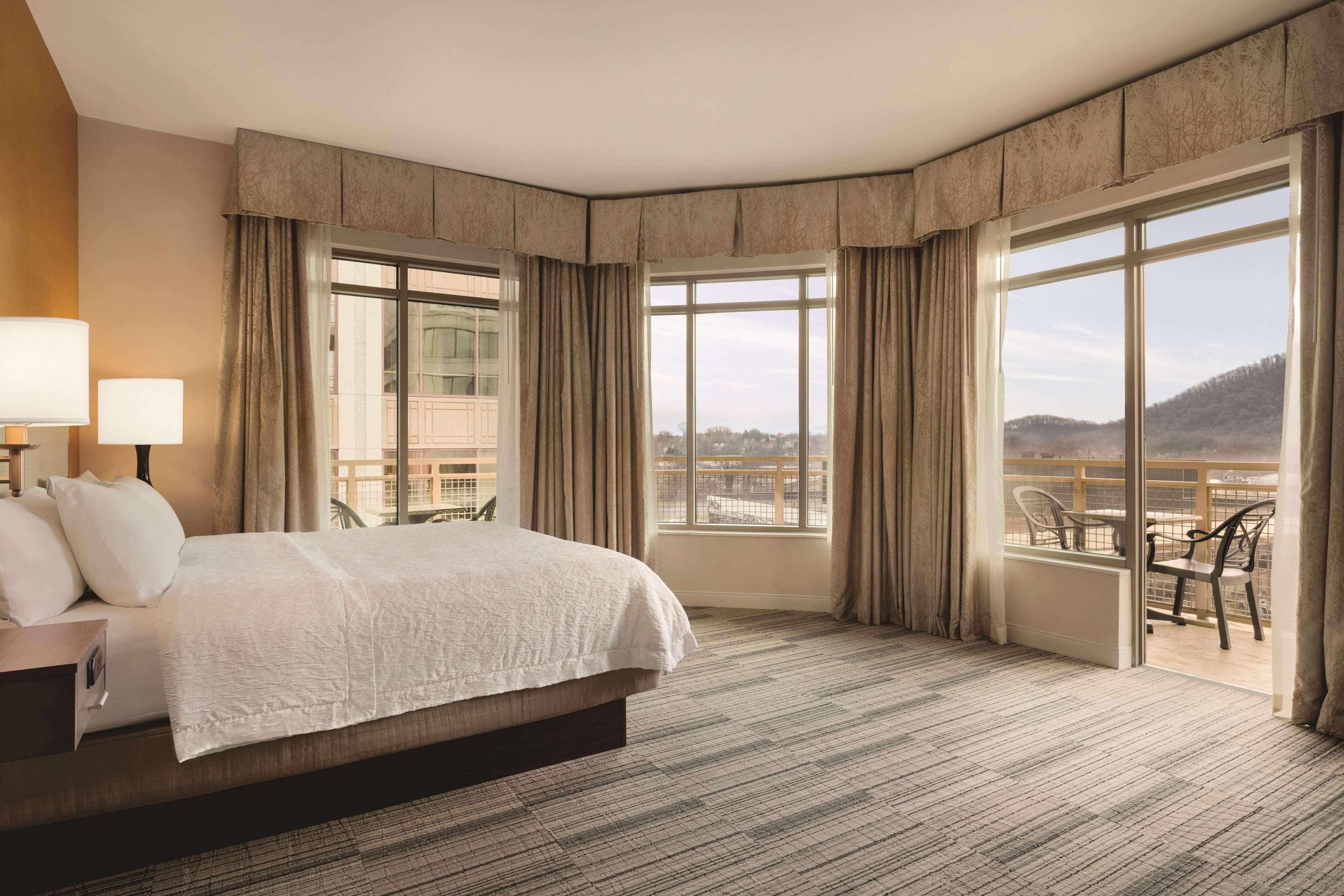 Hampton Inn & Suites - Roanoke-Downtown, Va Ngoại thất bức ảnh