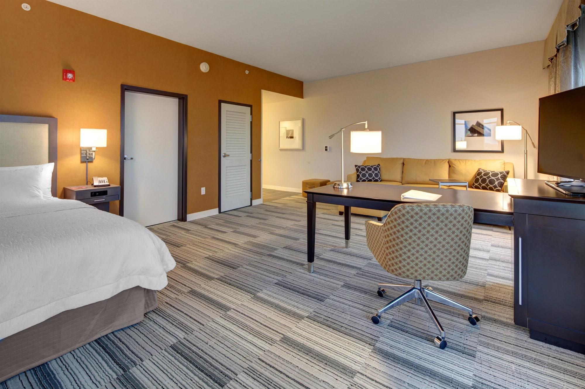 Hampton Inn & Suites - Roanoke-Downtown, Va Ngoại thất bức ảnh